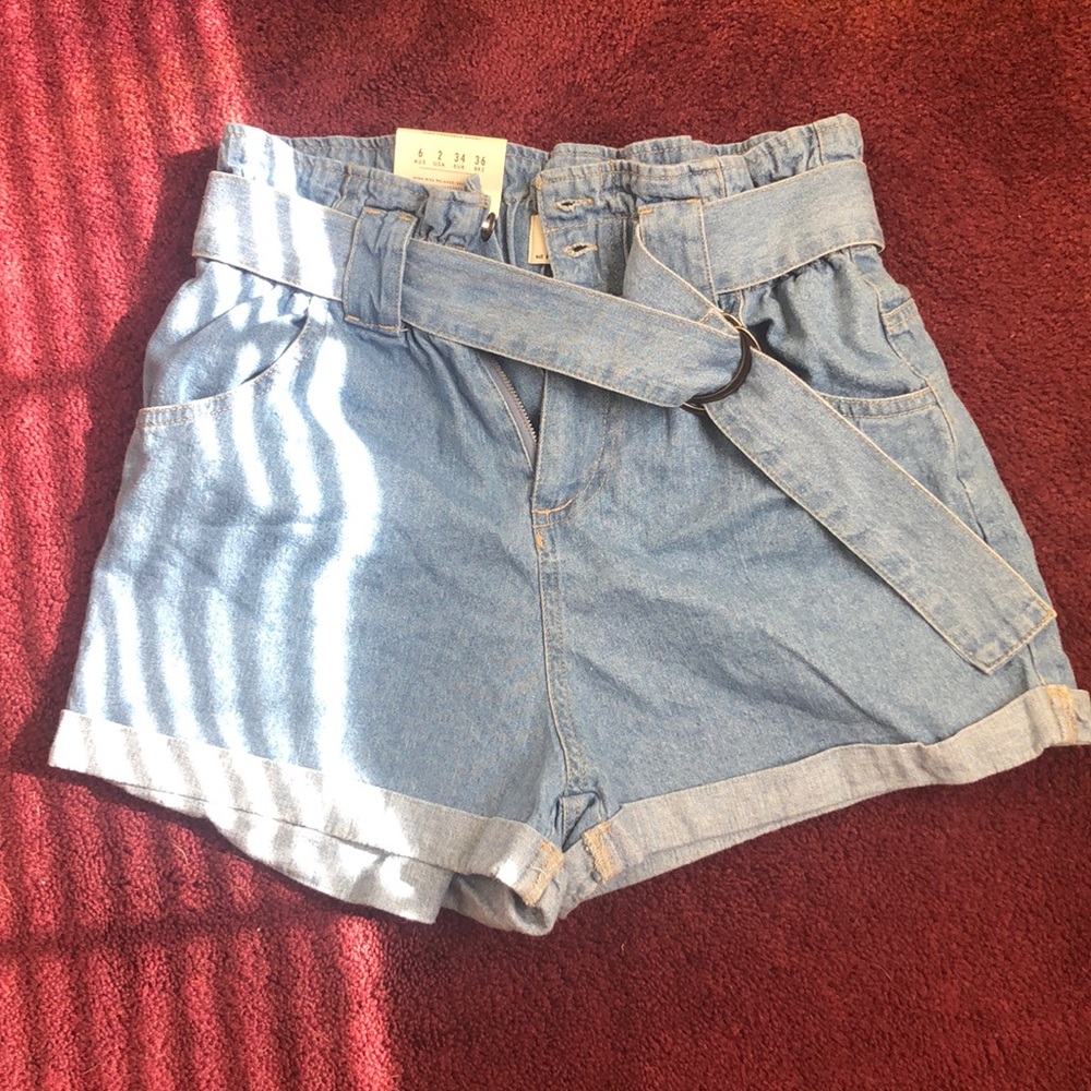 High wasted denim paper bag shorts!